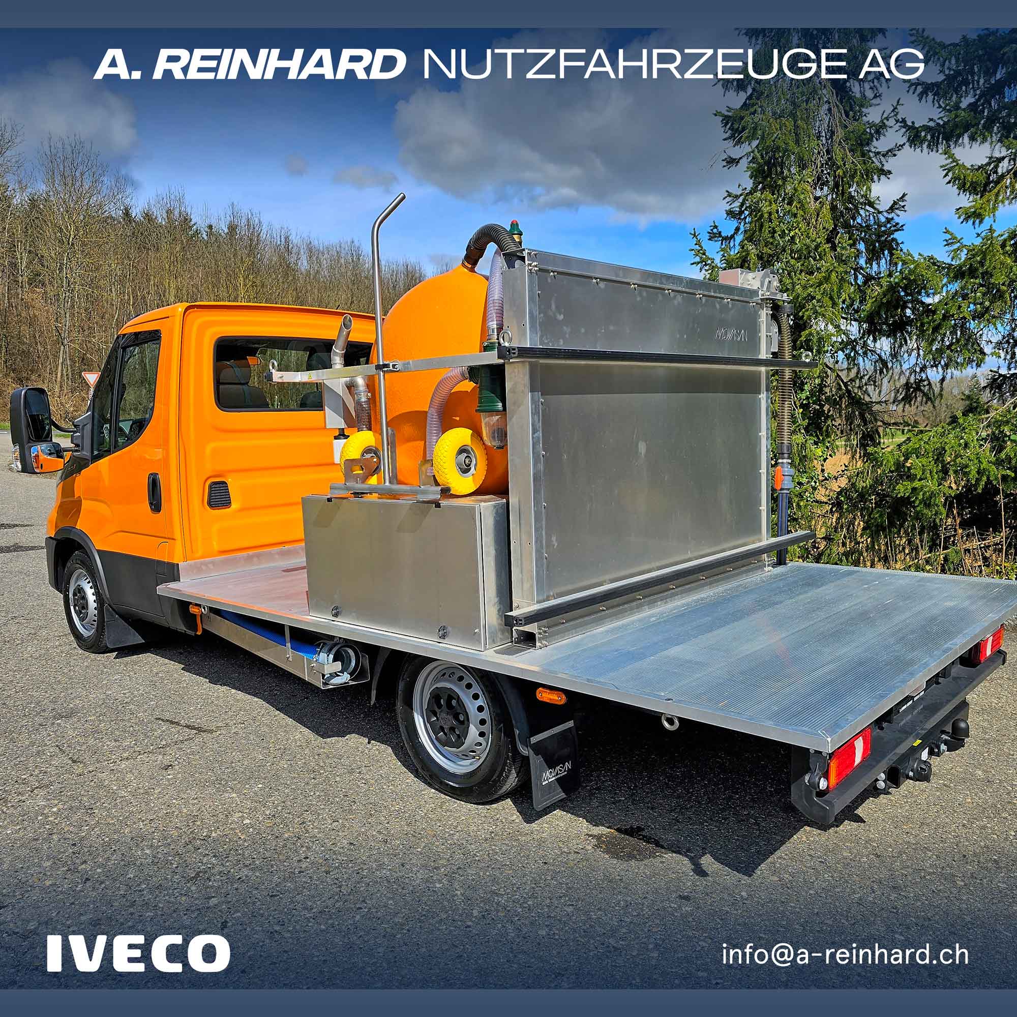 Iveco-Orange-seitlich-hinten